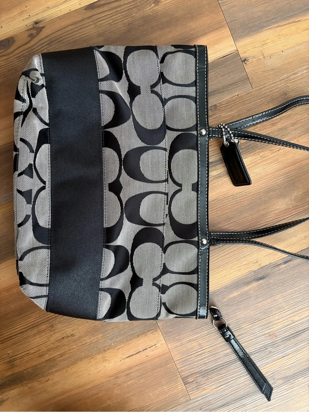 Coach Black and Gray Signature Shoulder Bag